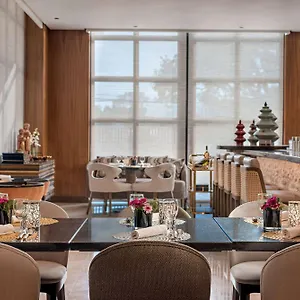 Dusit Thani Davao Stadt